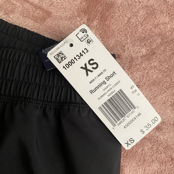 NWT Reebok XS Women’s Black Running Shorts - Picture 2 of 3